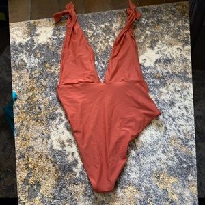 Never worn Aerie one piece swimming suit size M